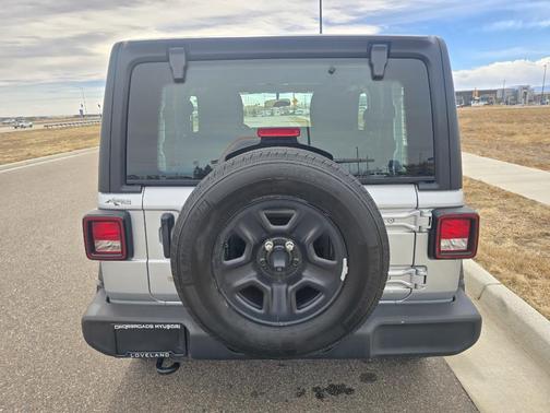 2023 Jeep Wrangler Sport