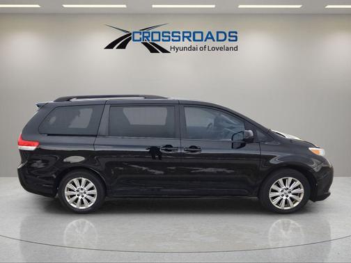 2014 Toyota Sienna XLE