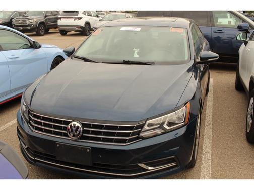 2019 Volkswagen Passat 2.0T Wolfsburg Edition