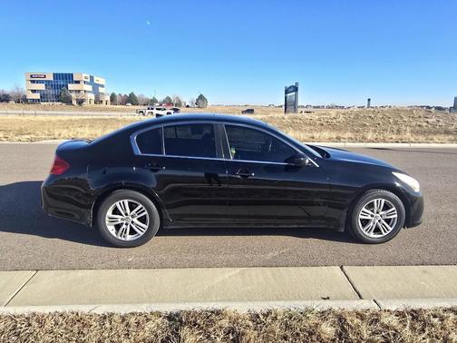 2013 INFINITI G37x Base