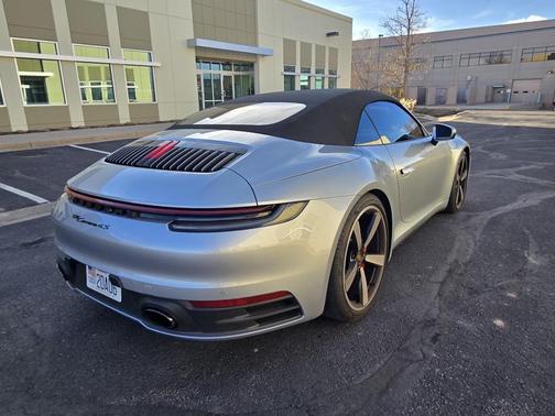 2021 Porsche 911 Carrera 4S Cabriolet
