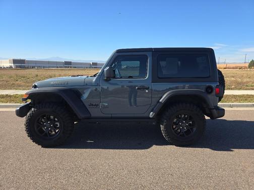 2024 Jeep Wrangler Willys