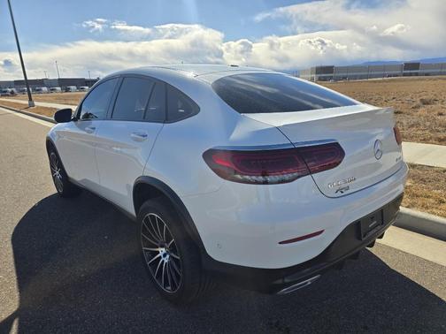 2022 Mercedes-Benz GLC 300 4MATIC Coupe