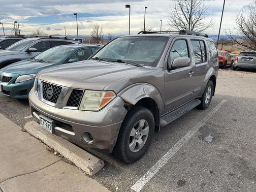 2006 Nissan Pathfinder SE