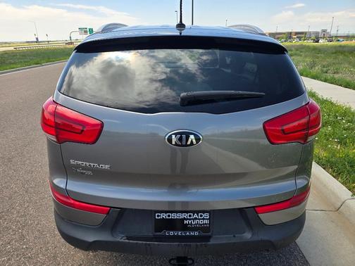 Mineral Silver 2016 Kia Sportage LX