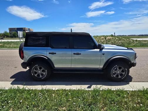 ICONIC SILVER METALLIC 2023 Ford Bronco Big Bend
