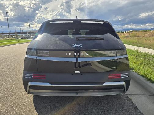 2025 Hyundai IONIQ 5 SEL