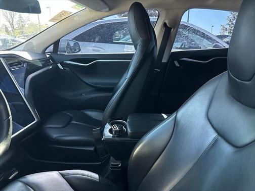 2015 Tesla Model S 70