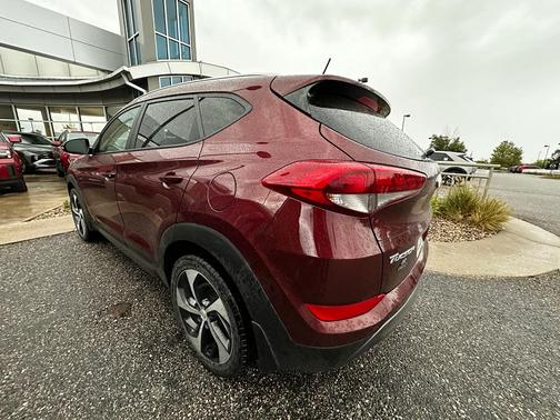 2016 Hyundai TUCSON Sport