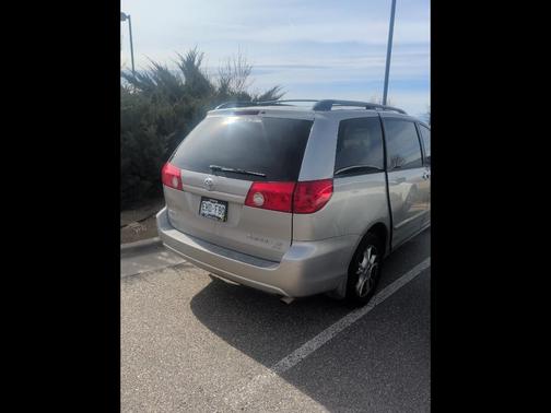 2006 Toyota Sienna LE