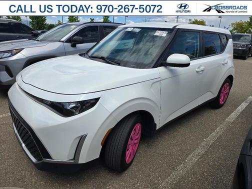 Snow White Pearl 2023 Kia Soul LX