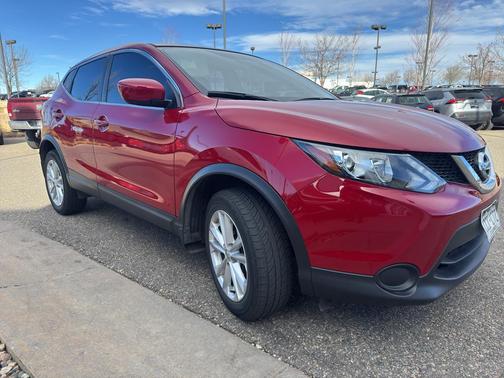 2017 Nissan Rogue Sport S