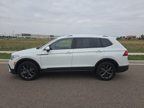2024 Volkswagen Tiguan 2.0T SE 4MOTION