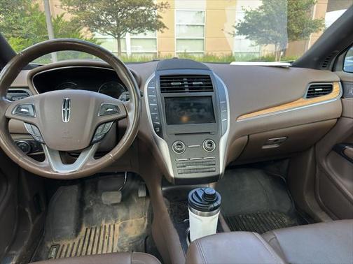 2015 Lincoln MKC Base
