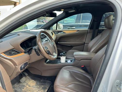2015 Lincoln MKC Base