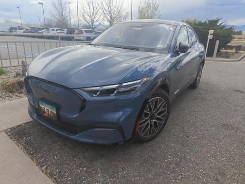 VAPOR BLUE METALLIC 2024 Ford Mustang Mach-E Premium