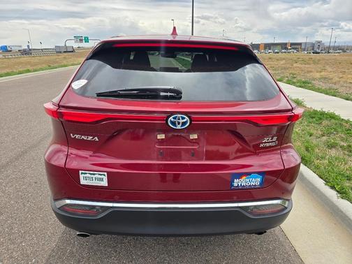 Ruby Flare Pearl 2021 Toyota Venza XLE