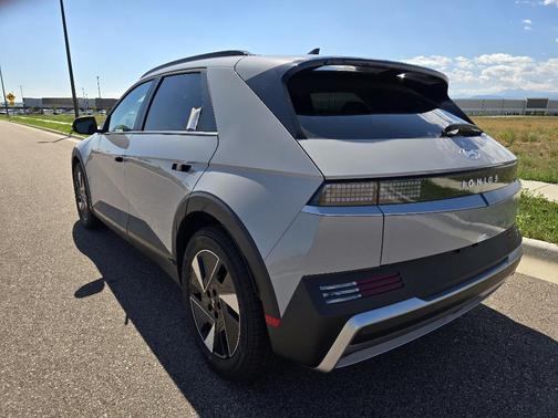 2025 Hyundai IONIQ 5 SEL