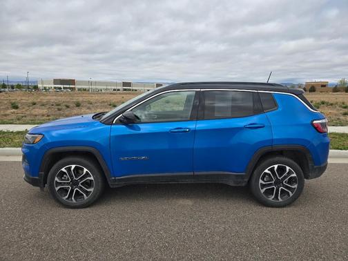 Hydro Blue Pearlcoat 2024 Jeep Compass Limited