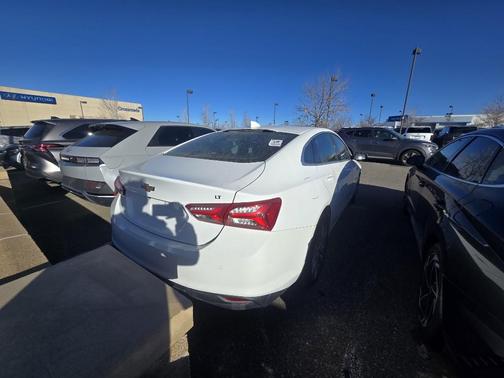 2024 Chevrolet Malibu FWD 2LT