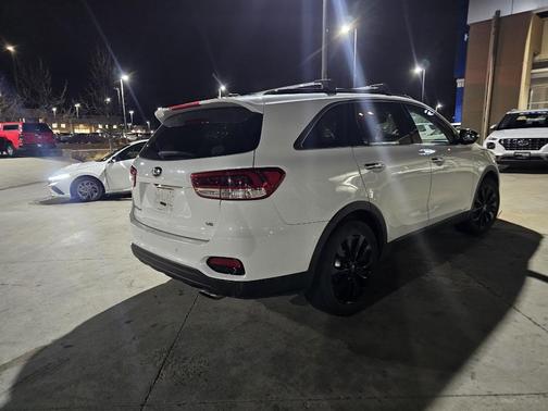 2019 Kia Sorento S