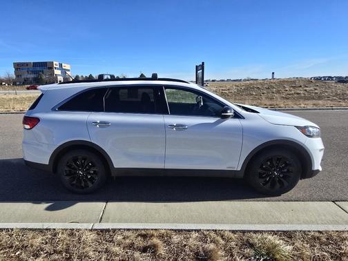 2019 Kia Sorento S
