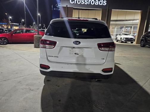 2019 Kia Sorento S