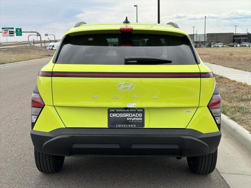 2025 Hyundai KONA SEL