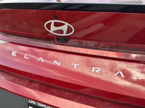 2025 Hyundai ELANTRA Sport