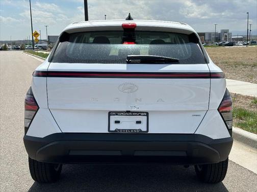 2025 Hyundai KONA SE