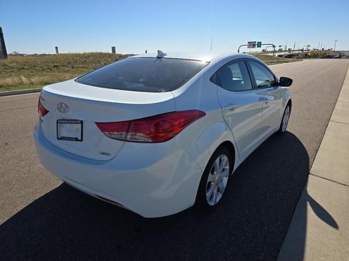 2011 Hyundai ELANTRA Limited