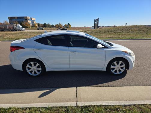 2011 Hyundai ELANTRA Limited