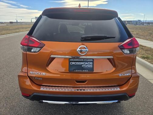 2018 Nissan Rogue SL