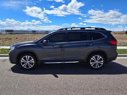 Magnetite Gray Metallic 2020 Subaru Ascent Limited 7-Passenger