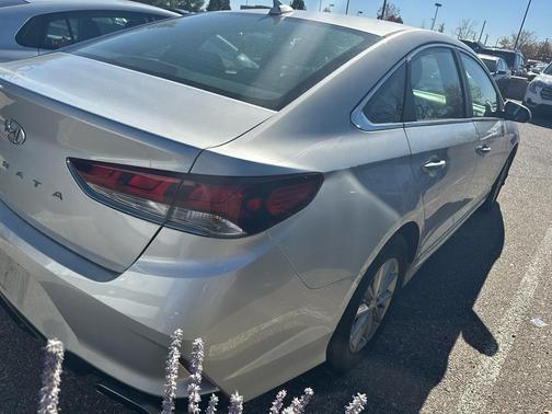2019 Hyundai SONATA SE