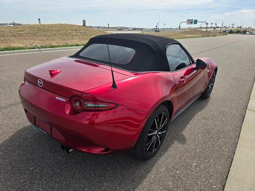 Soul Red Crystal Metallic 2025 Mazda MX-5 Miata Grand Touring