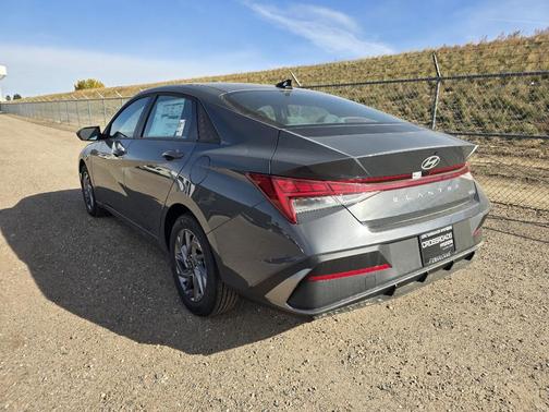 2025 Hyundai ELANTRA HEV Blue