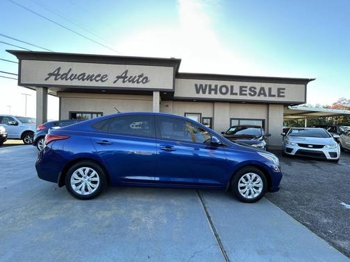 2019 Hyundai Accent SE