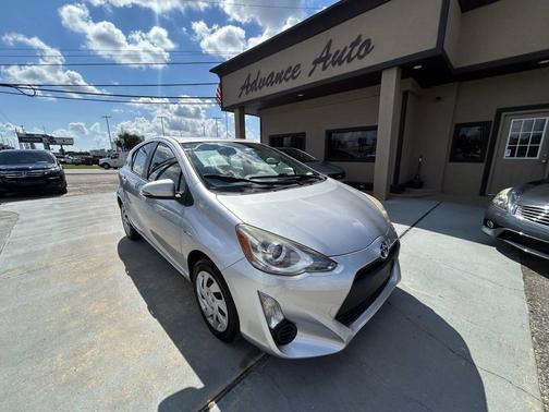 2015 Toyota Prius c Two