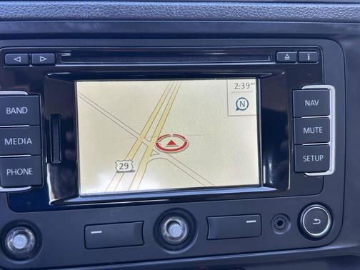Brown 2015 Volkswagen Jetta Auto SE w/Connectivity/Navigation