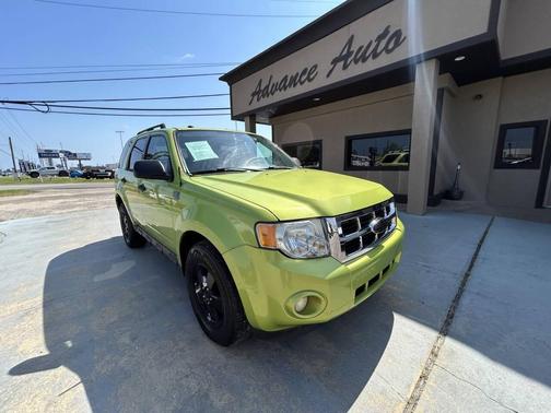Lime Squeeze Metallic 2012 Ford Escape XLT