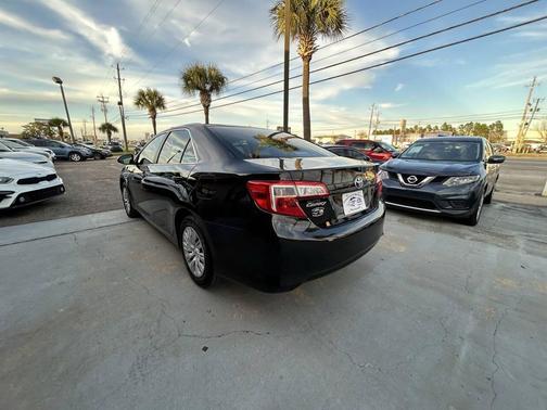 2012 Toyota Camry SE