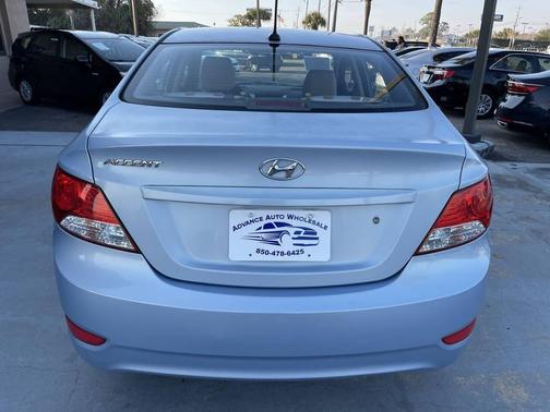 2012 Hyundai Accent SE