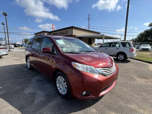 2015 Toyota Sienna XLE Premium