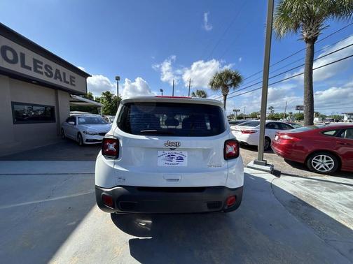 White 2020 Jeep Renegade Sport