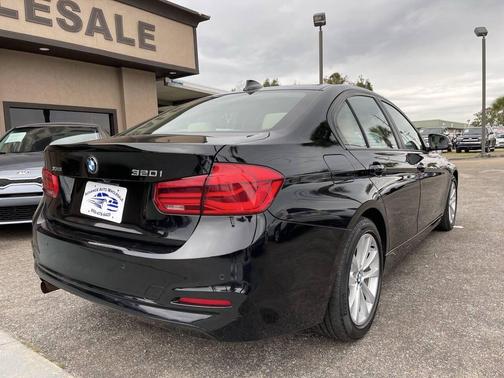 2018 BMW 320 i