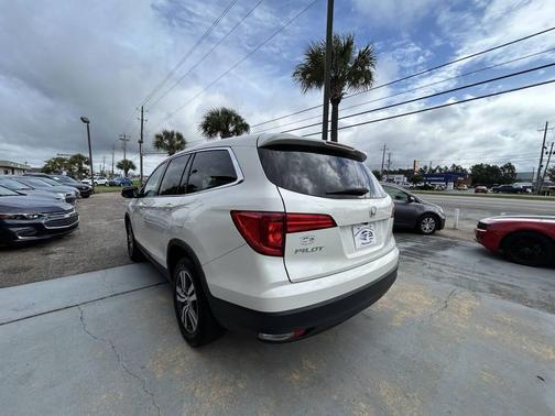 White Diamond Pearl 2016 Honda Pilot EX-L