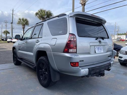 2004 Toyota 4Runner SR5 V8