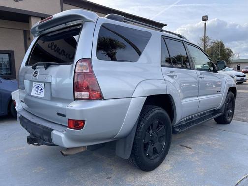2004 Toyota 4Runner SR5 V8