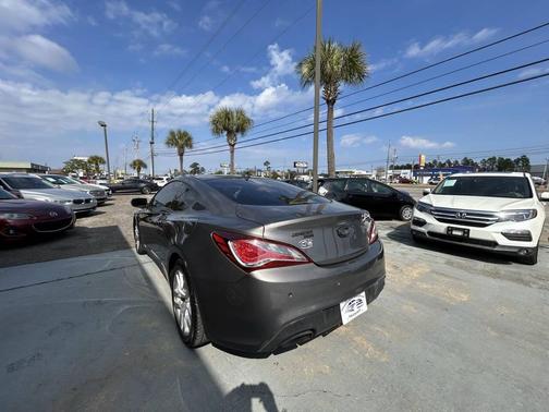 2013 Hyundai Genesis Coupe 3.8 Grand Touring